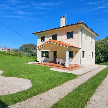 Casa En Llanes Con Jardin - Huergo Mar Y Playa