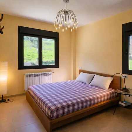 Casa En Llanes Con Jardin - Huergo Mar Y Playa Nueva de Llanes